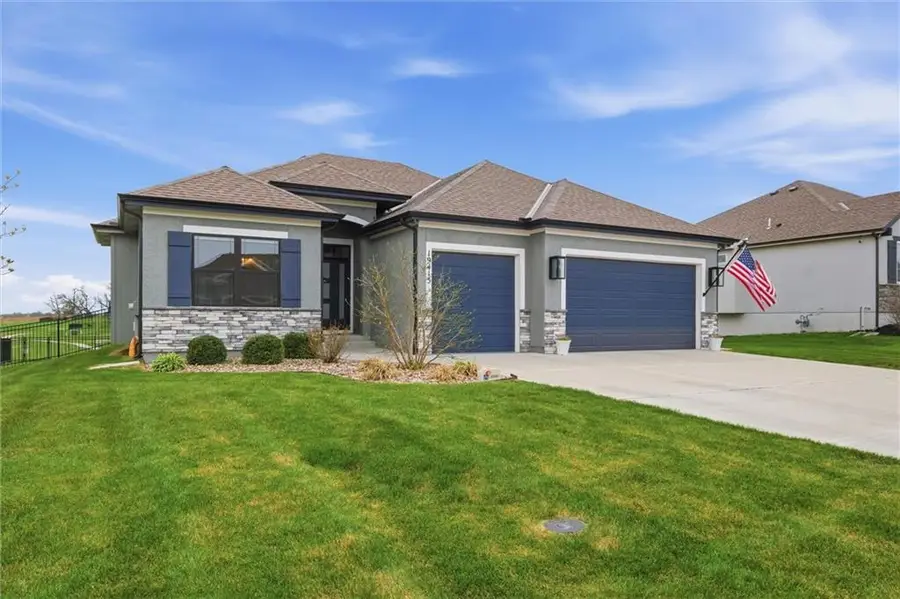 19415 W 201st Terrace, Spring Hill, KS 66083 - #2