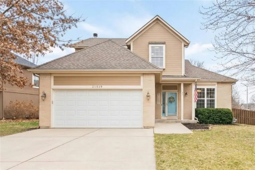 21519 W 58th Street, Shawnee, KS 66218 - #1