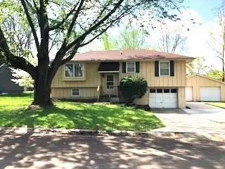 330 E Hatten Street, Drexel, MO 64742