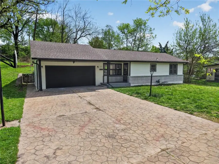 415 N 31st Street, Kansas City, KS 66102 - #2