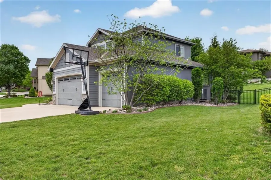 19104 W 100th Terrace, Lenexa, KS 66220 - #3