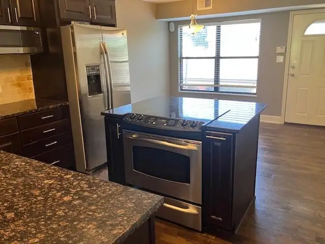 504 W 10th Street #504, Kansas City, MO 64105 - #3