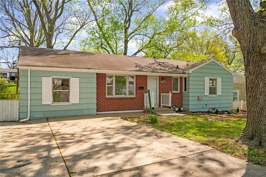 3503 N Mccoy Street, Independence, MO 64050 - #1