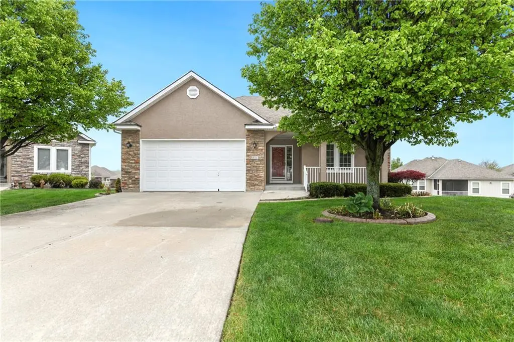 900 SW Olympia Court, Lees Summit, MO 64082 - #1