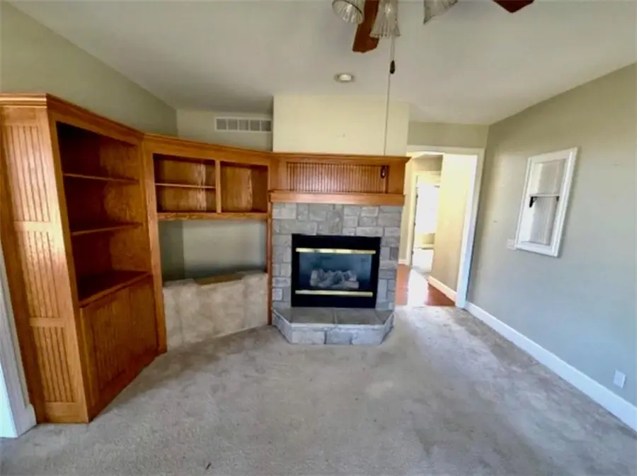 22367 S Madison Street, Spring Hill, KS 66083 - #2