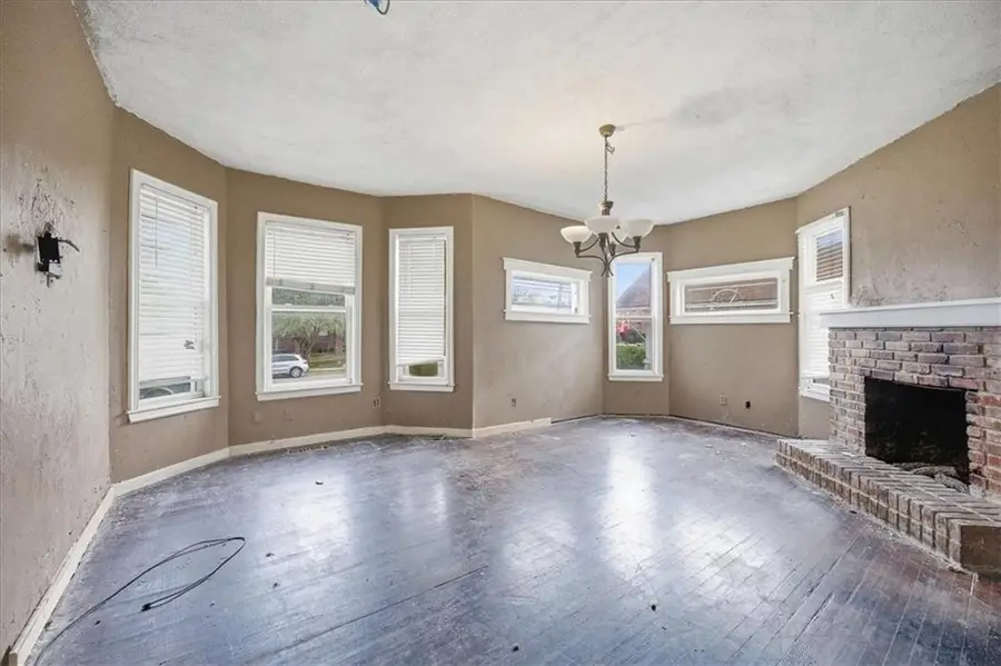 563 E Park Street, Olathe, KS 66061 - #3