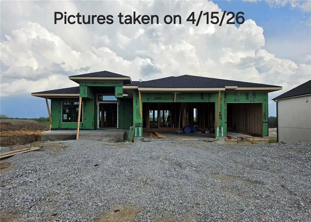 11283 S Sunray Drive, Olathe, KS 66061 - #1