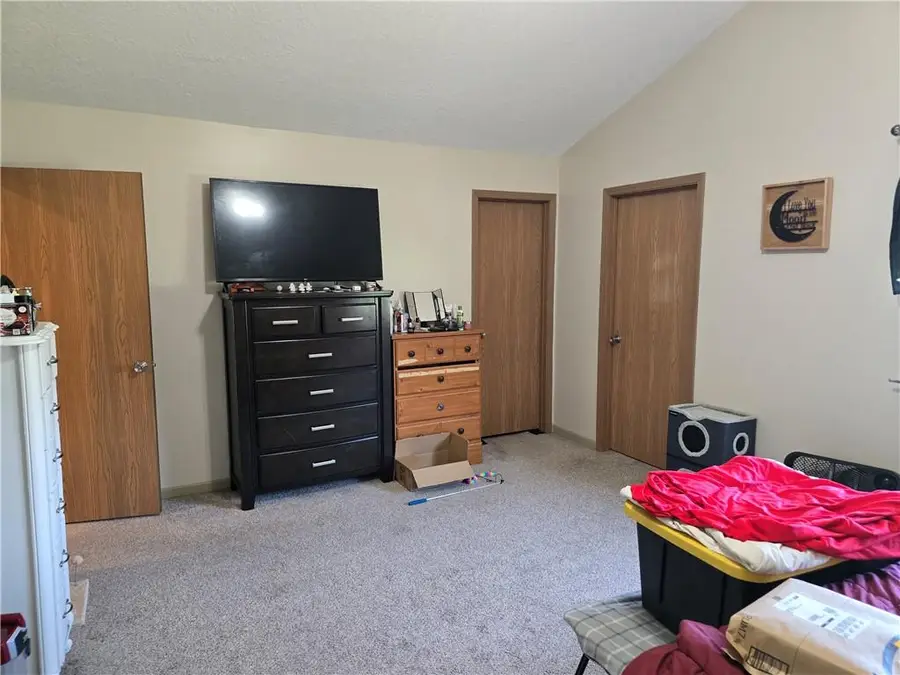 10609-11 E Maple Avenue, Peculiar, MO 64078 - #2