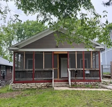 2512 Everett Avenue, Kansas City, KS 66102