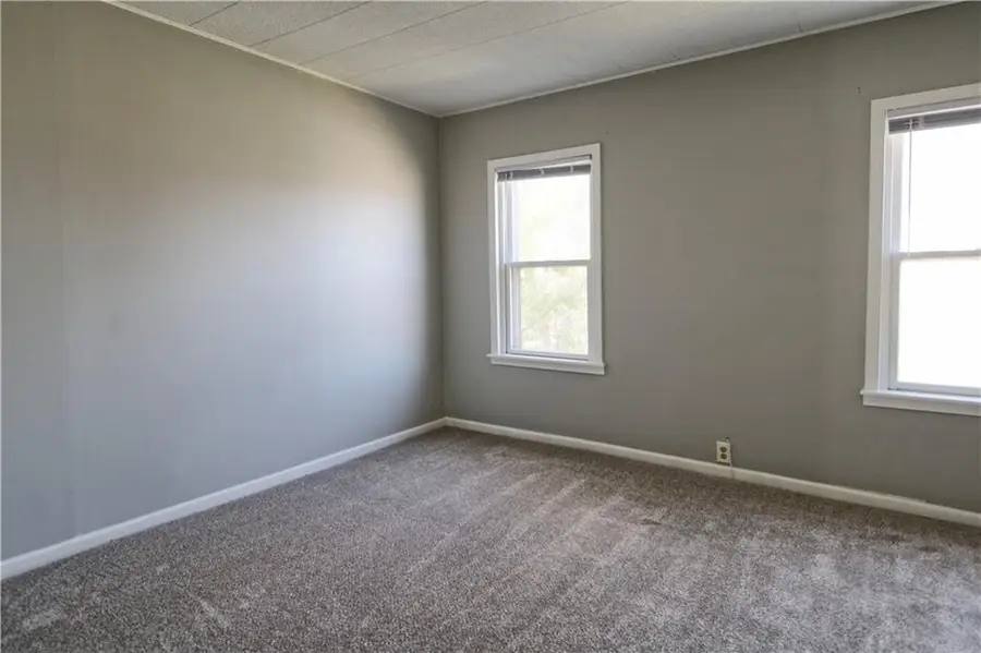 1024 Lincoln Street, Saint Joseph, MO 64501 - #2