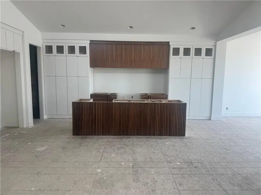 3448 W 133rd Terrace, Leawood, KS 66209 - #3