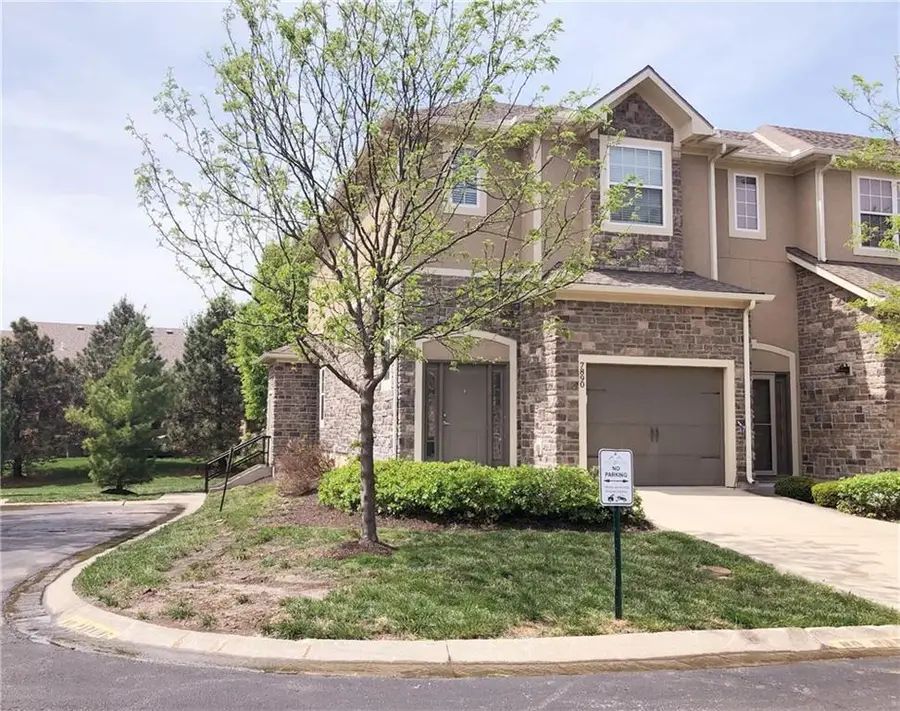 7890 W 158 Court, Overland Park, KS 66223 - #2