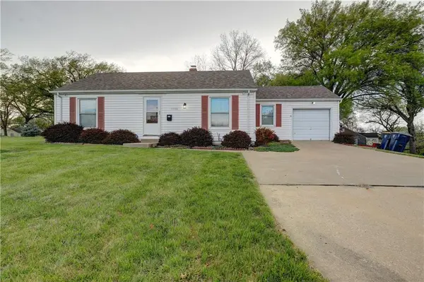 7726 Sni A Bar Road, Kansas City, MO 64129