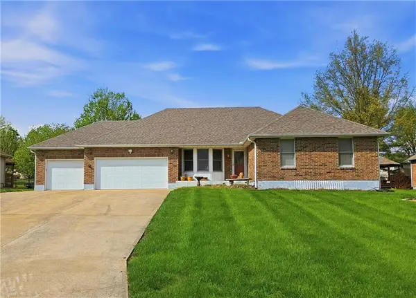 708 W 35th Street, Higginsville, MO 64037