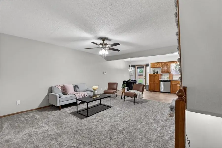 508 Knox Street #C, Blue Springs, MO 64014 - #3