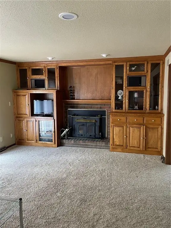 1247 Parkdale Road, Maryville, MO 64468 - #3