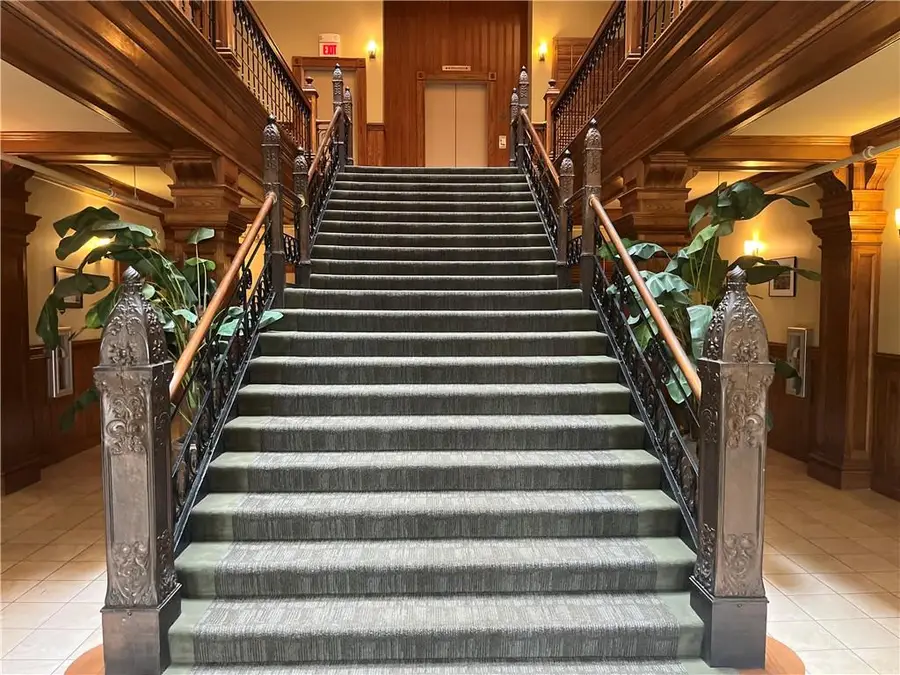 609 Central Street #1204, Kansas City, MO 64105 - #3