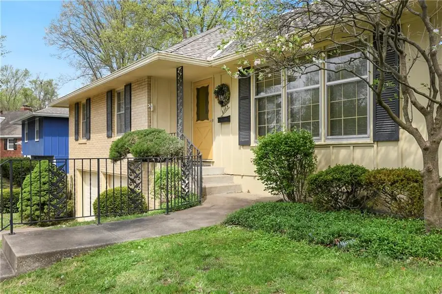 6105 Kentucky Avenue, Raytown, MO 64133 - #2