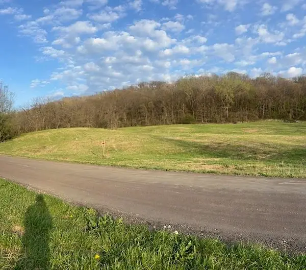 10367 SW Bluff Tract 2 Road, St Joseph, MO 64504