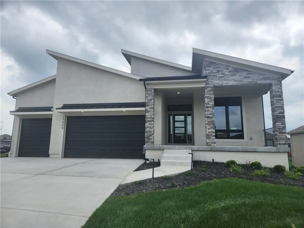 25009 W 112th Street, Olathe, KS 66061 - #1