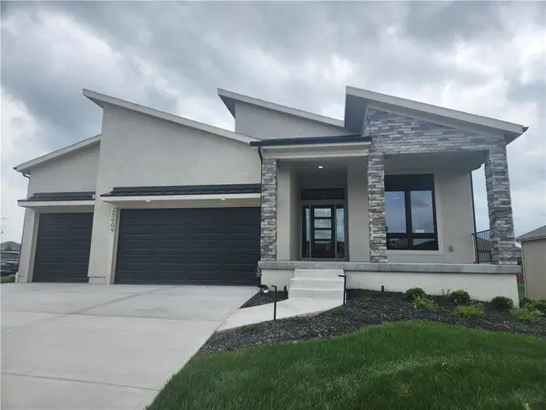 25009 W 112th Street, Olathe, KS 66061