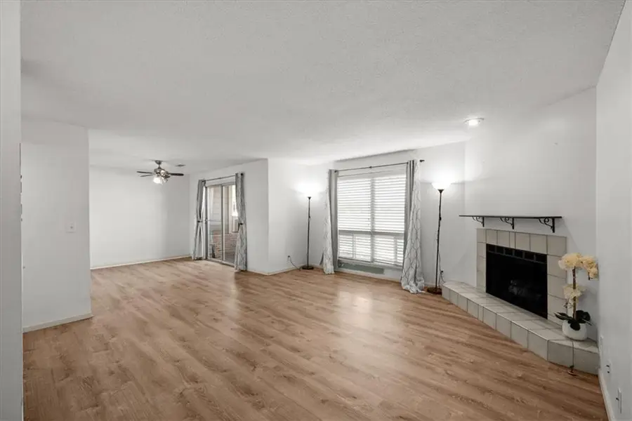 11110 Nieman #101 Road, Overland Park, KS 66210 - #2