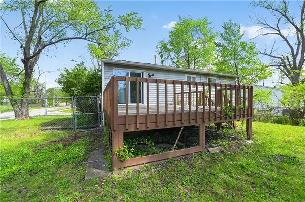 8701 E 96th Terrace, Kansas City, MO 64134