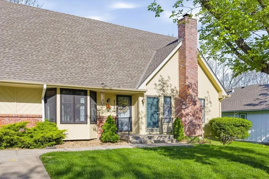 158 Robin Road, Lees Summit, MO 64063 - #1