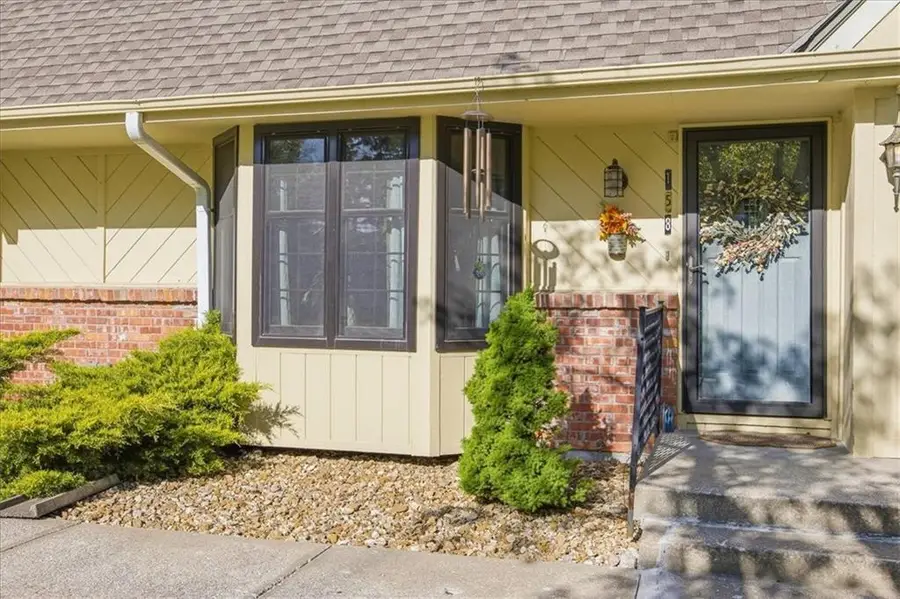 158 Robin Road, Lees Summit, MO 64063 - #3