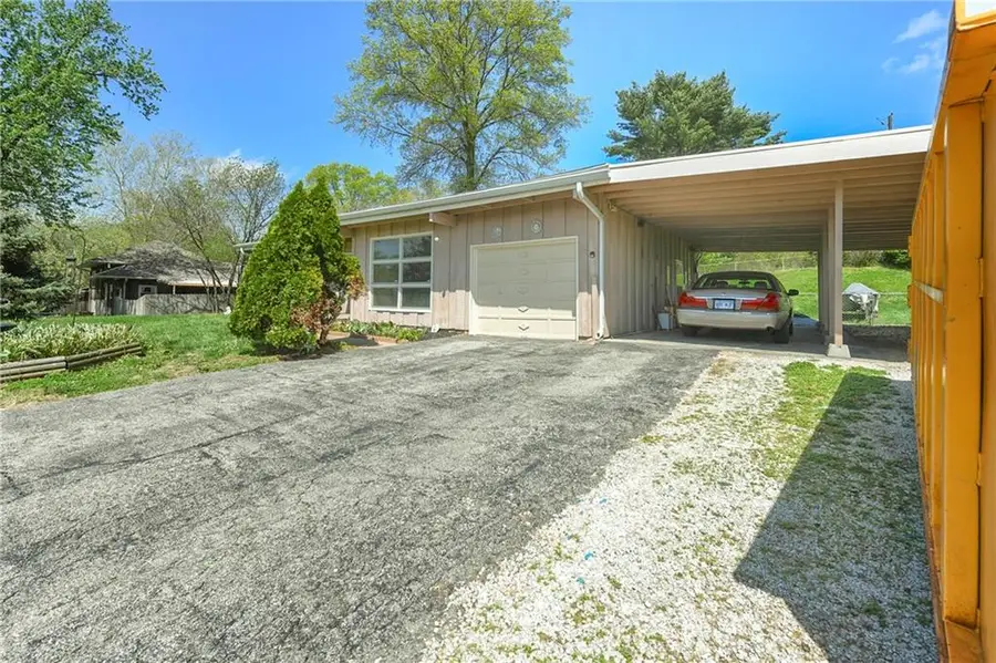 6328 Roswell Avenue, Kansas City, KS 66104 - #3