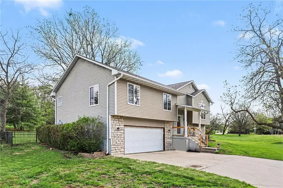 13720 W 83rd Street, Lenexa, KS 66215 - #2