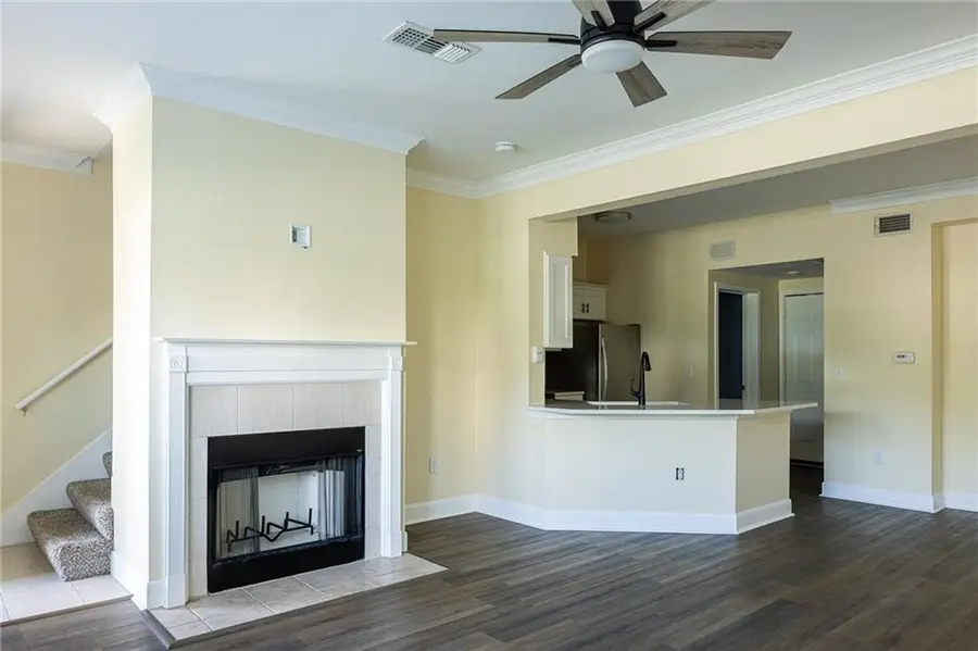 11603 Tomahawk Creek Parkway #F, Leawood, KS 66211 - #3