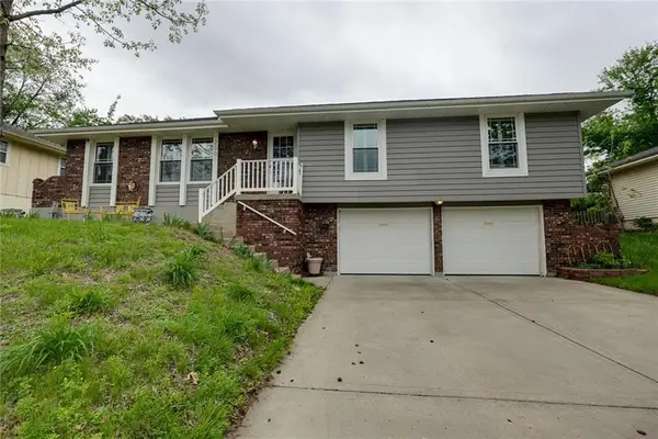 2001 N Concord Road, Independence, MO 64058