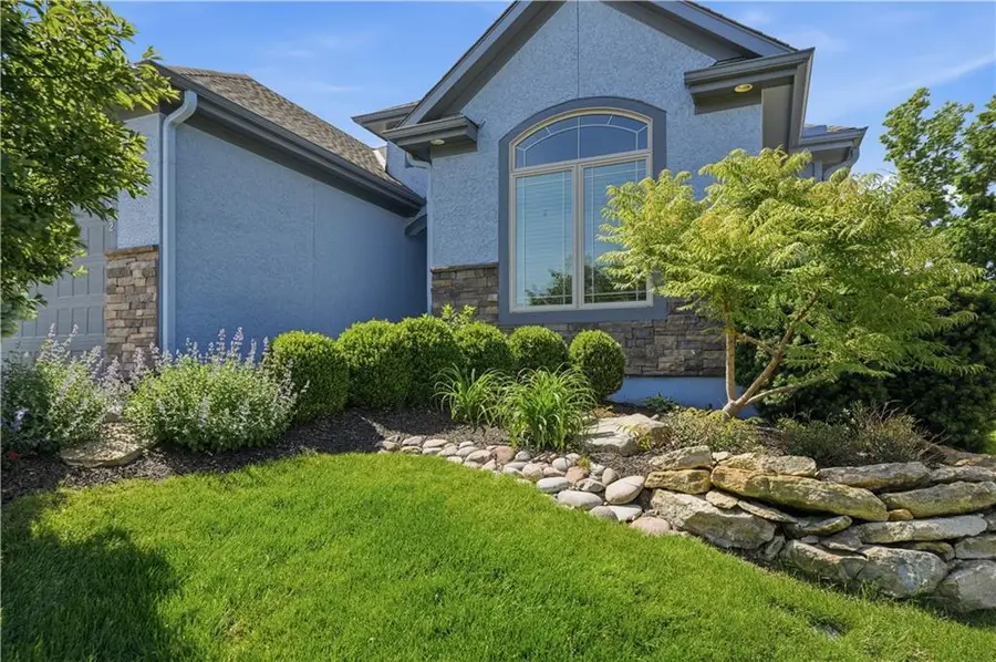 9892 Hollis Lane, Lenexa, KS 66227 - #2