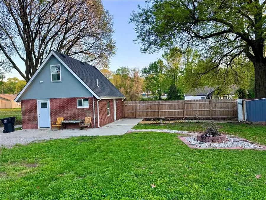 620 W Stone Street, Independence, MO 64050 - #2