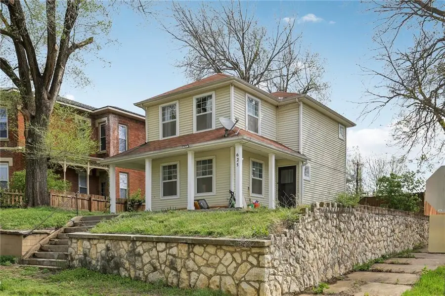 625 S 14th Street, Saint Joseph, MO 64501 - #2