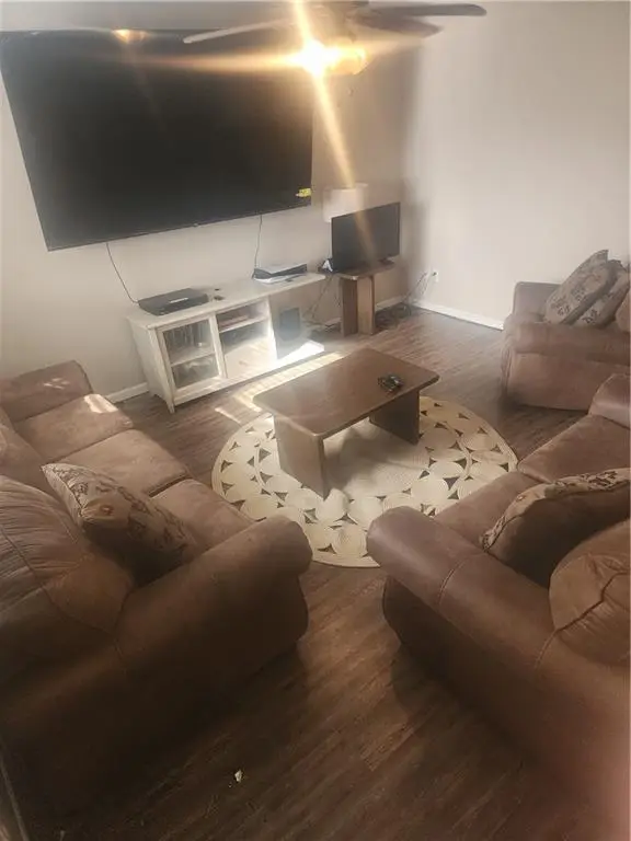 1607 S 14th Street, Saint Joseph, MO 64503 - #3