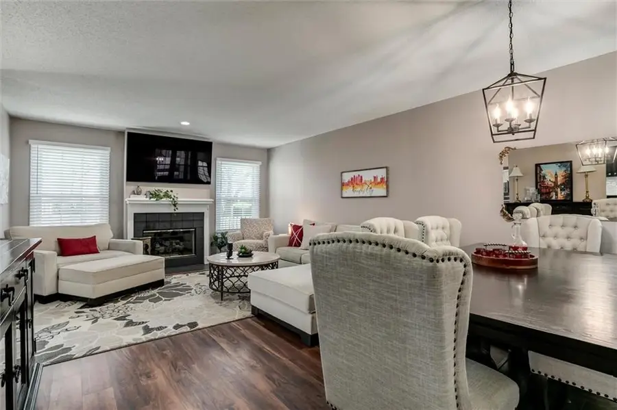 11905 Centennial Drive, Overland Park, KS 66213 - #2