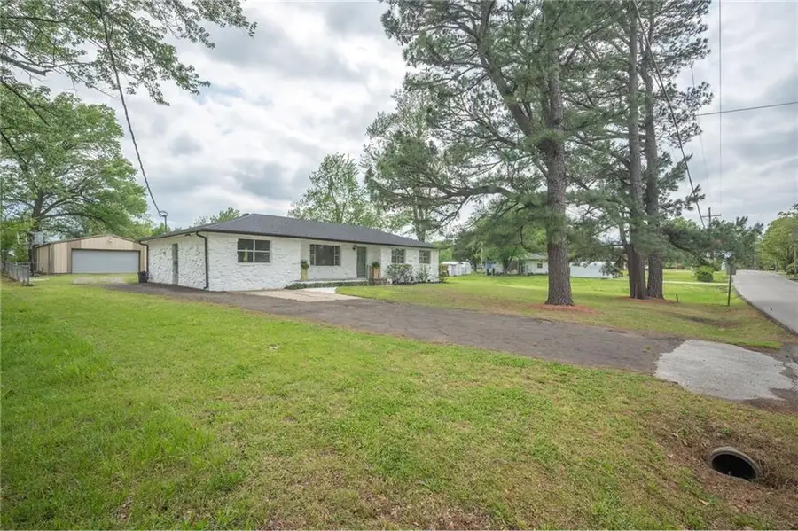 624 E 21st Street, Galena, KS 66739 - #3