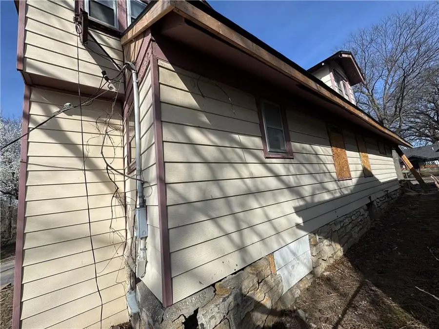 3900 Benton Boulevard, Kansas City, MO 64130 - #3