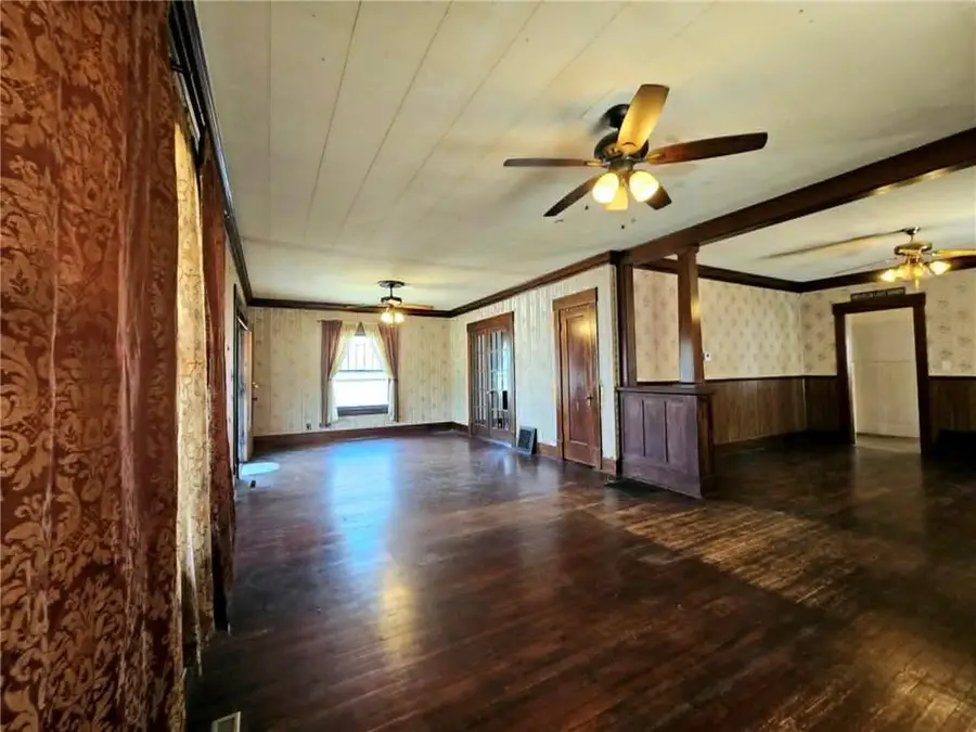 1407 N Broadway Street, Pittsburg, KS 66762 - #3