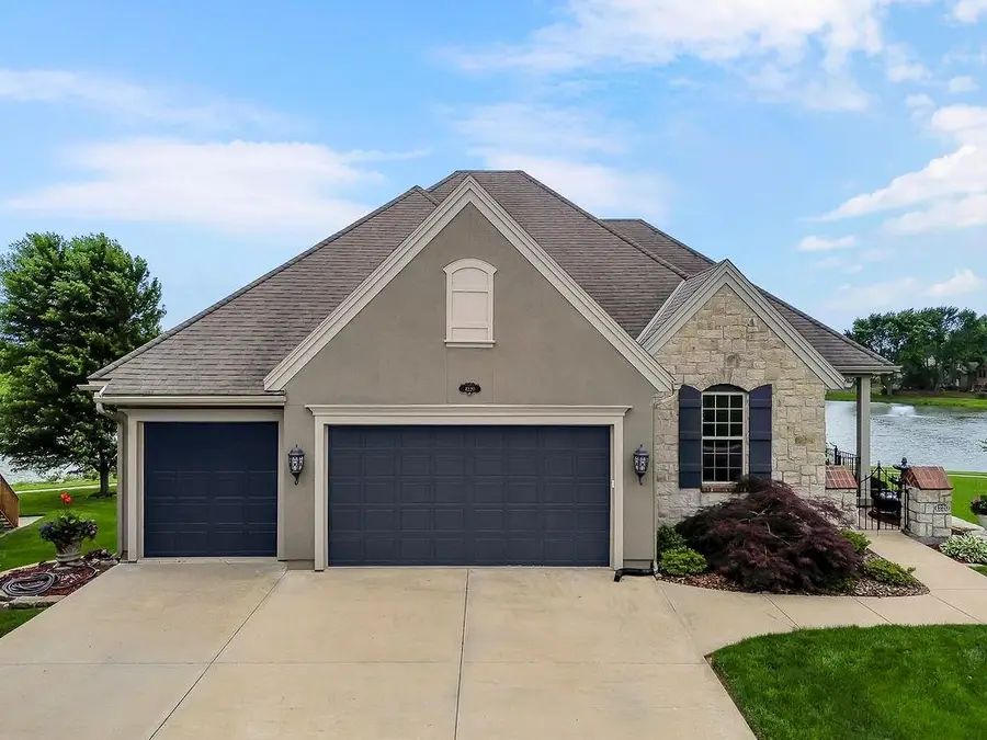 4220 SW Duck Pond Drive, Lees Summit, MO 64082 - #2