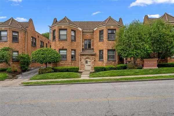 4508 Broadway Street, Kansas City, MO 64111