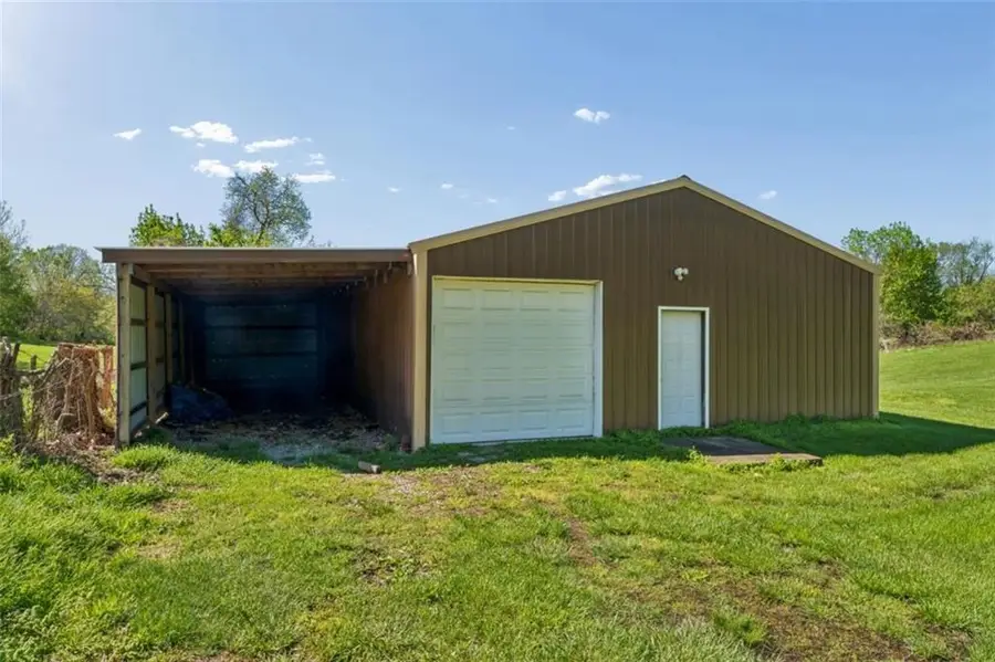 18611 E Salisbury Road, Independence, MO 64056 - #2