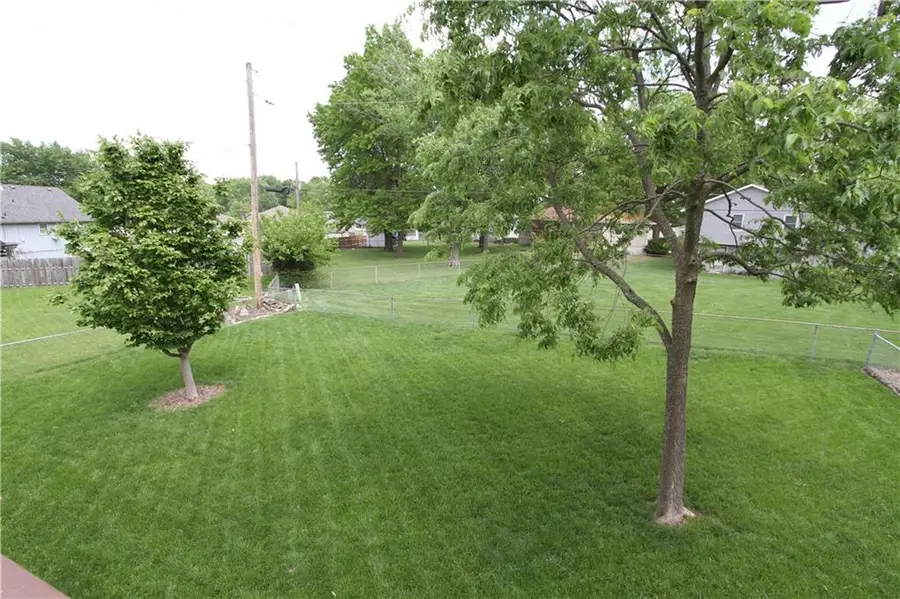 720 S Sheridan Road, Olathe, KS 66061 - #2