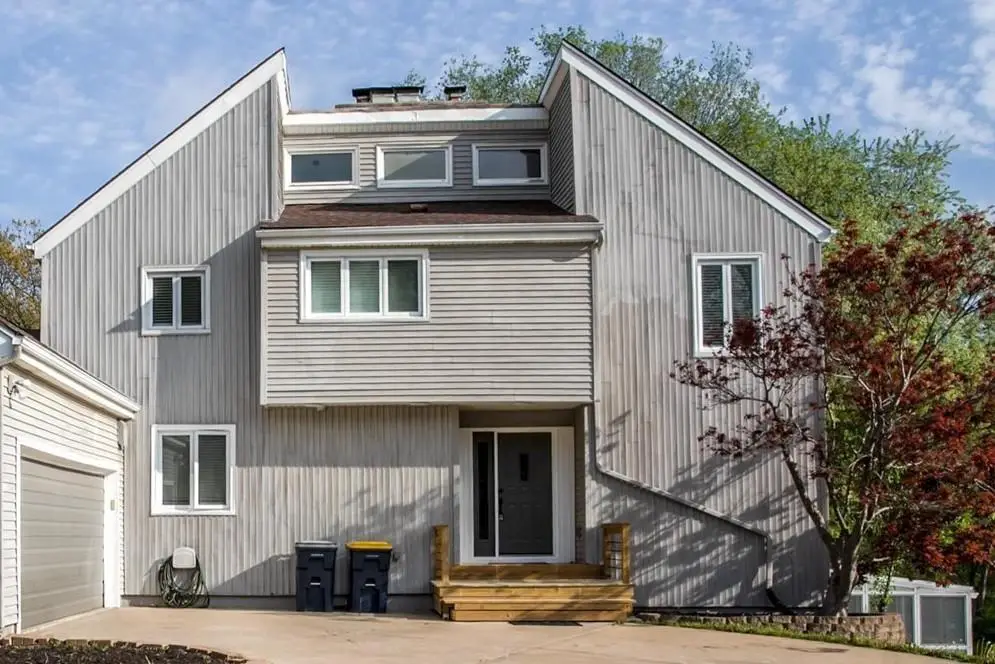 1120 NE 97th Place, Kansas City, MO 64155 - #1