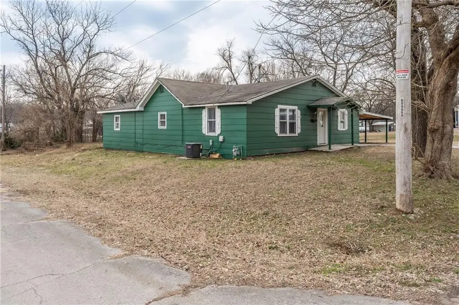 23 N Washington Street, Fort Scott, KS 66701 - #3