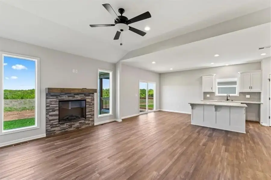 515 S Callie Road, Bates City, MO 64011 - #3