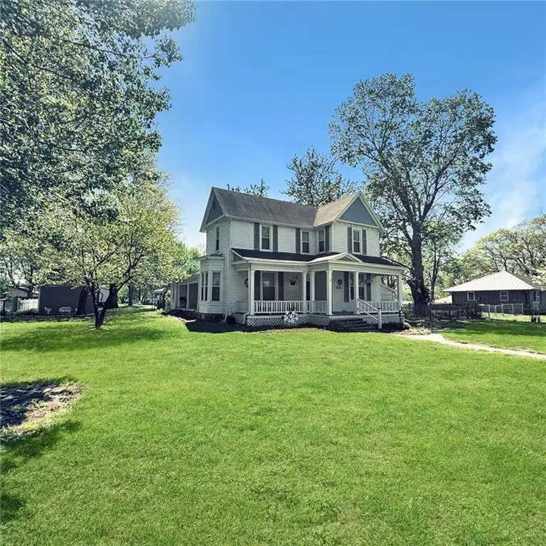 206 W Chestnut Street, Odessa, MO 64076 - #2