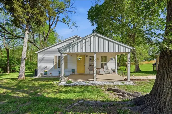 6206 NE 54th Street, Kansas City, MO 64119